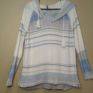 Faherty Maori hooded poncho